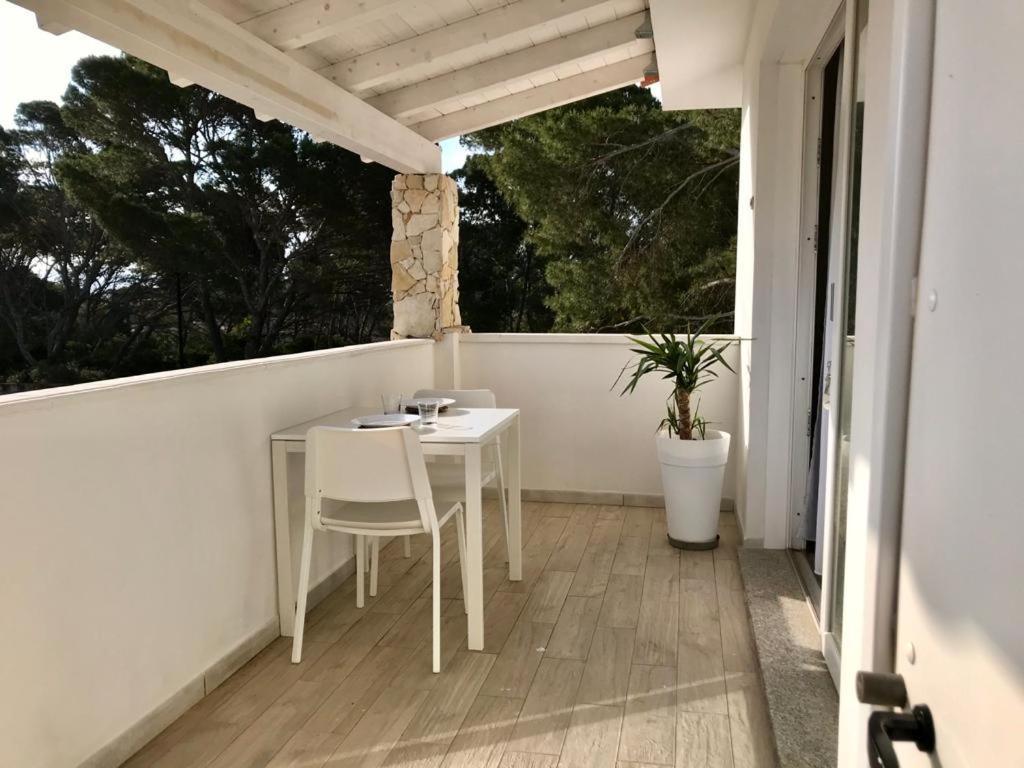 Case Vacanze "Bianco Mare" Porto Pino Exteriér fotografie