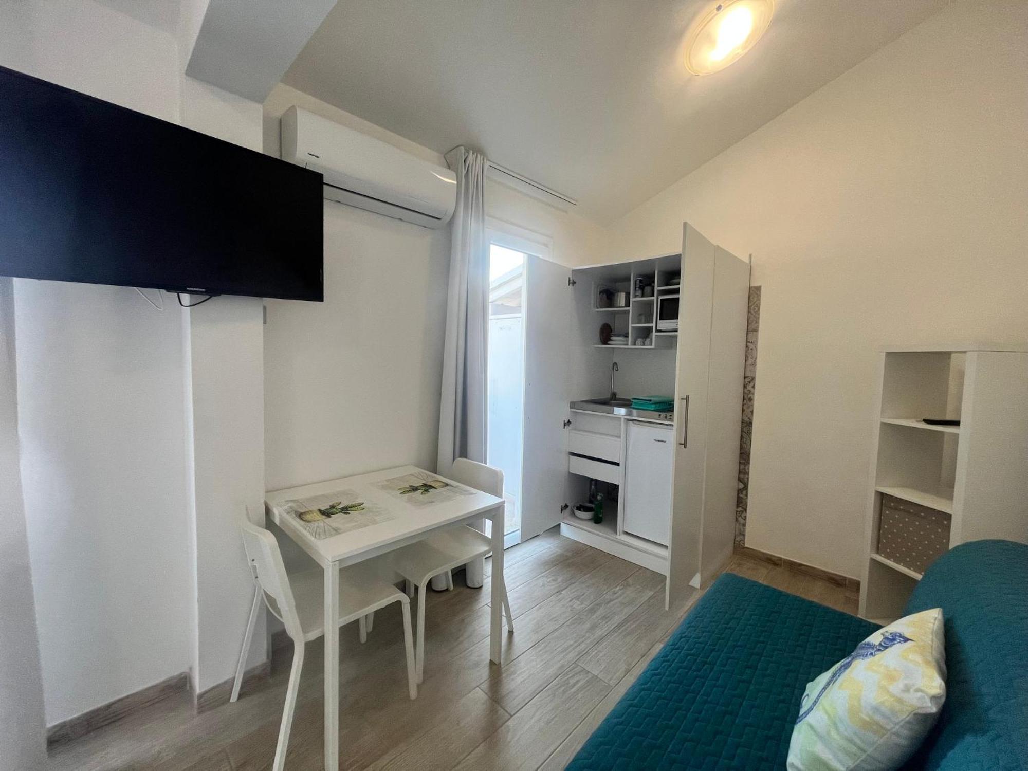 Case Vacanze "Bianco Mare" Porto Pino Exteriér fotografie