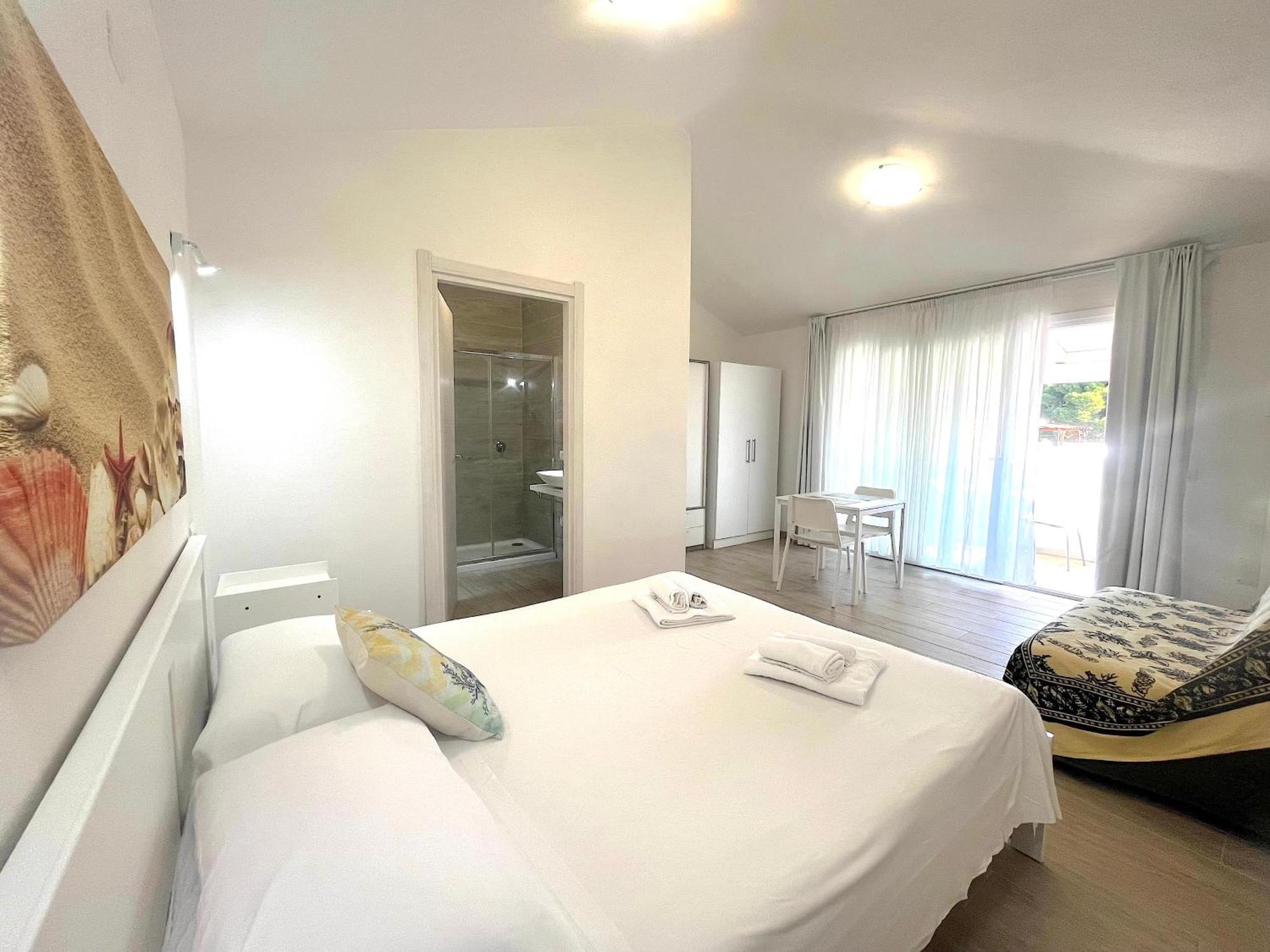 Case Vacanze "Bianco Mare" Porto Pino Exteriér fotografie