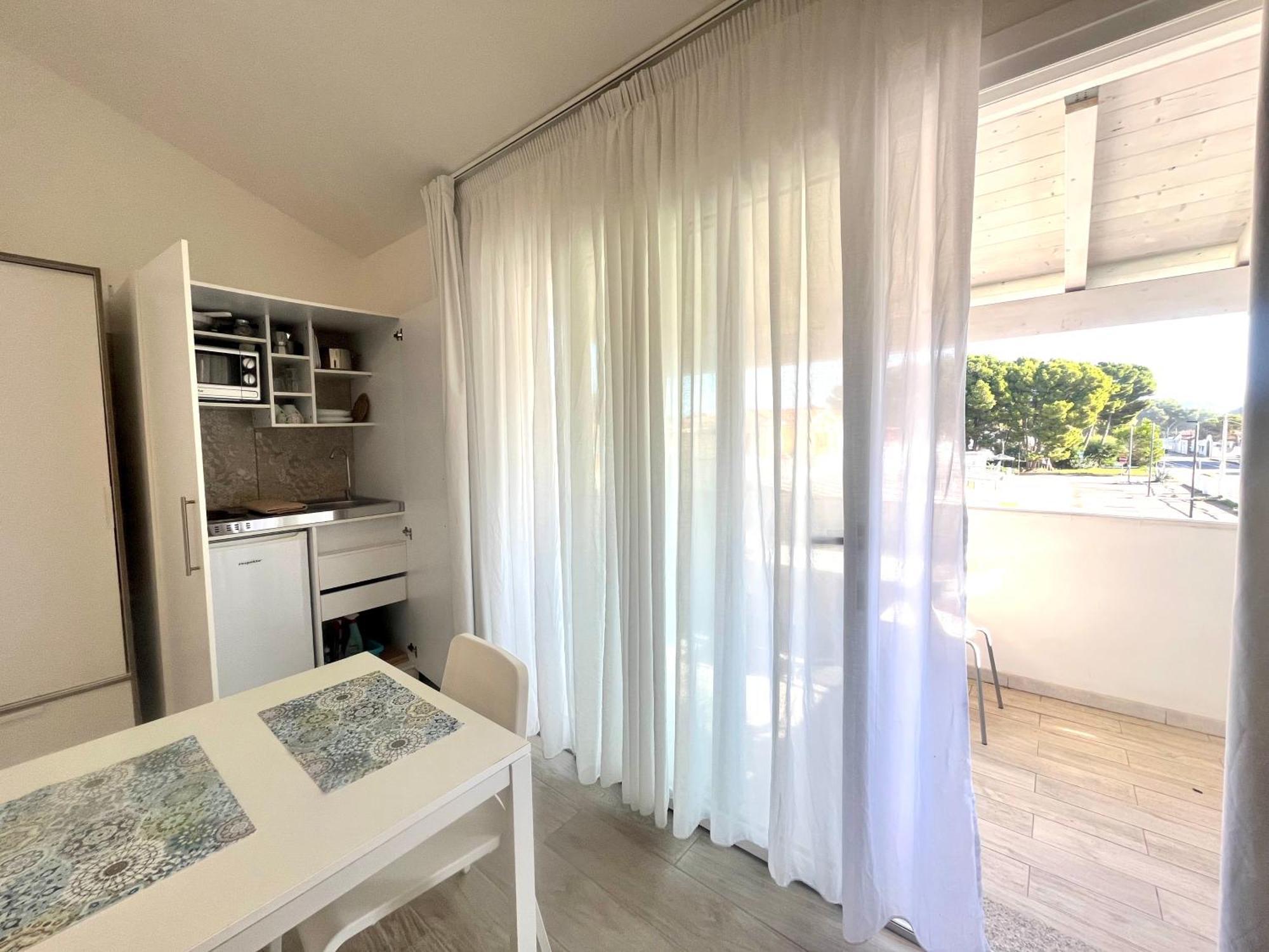 Case Vacanze "Bianco Mare" Porto Pino Exteriér fotografie